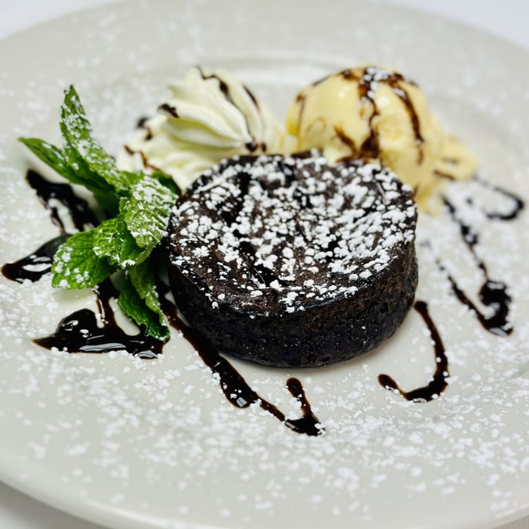 Savor Your Lunch with Us